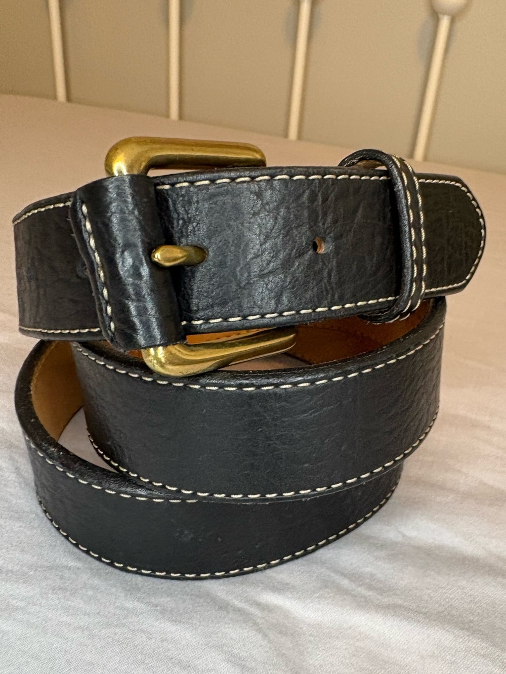 Orvis Black Leather Belt Brass Buckle Contrast Stitch USA 38